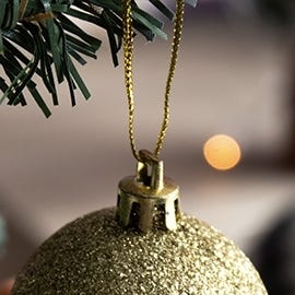 Palline di Natale e decorazioni per l'albero